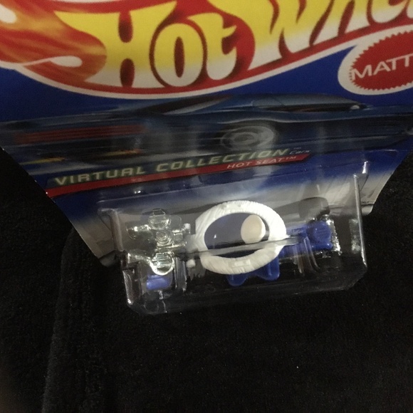 2000 HOT SEAT - HOTWHEELS # 101 - Picture 2 of 3